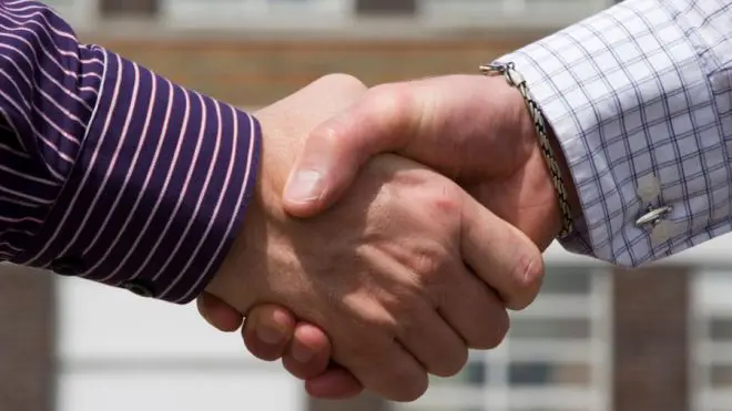 Handshake_Web