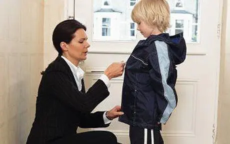 mother_son_1379403c