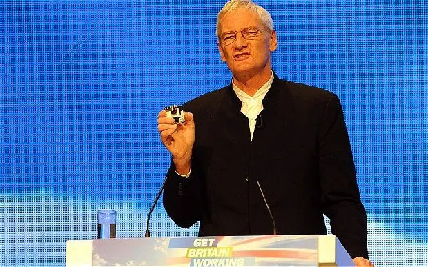 Dyson_2206506b_2349522b