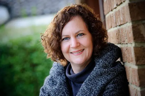 A-HR-Paullette-Schwartz-2-1