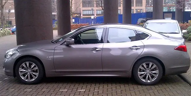 infiniti-m35h