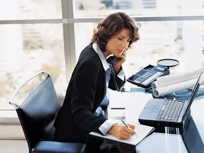multitasking women