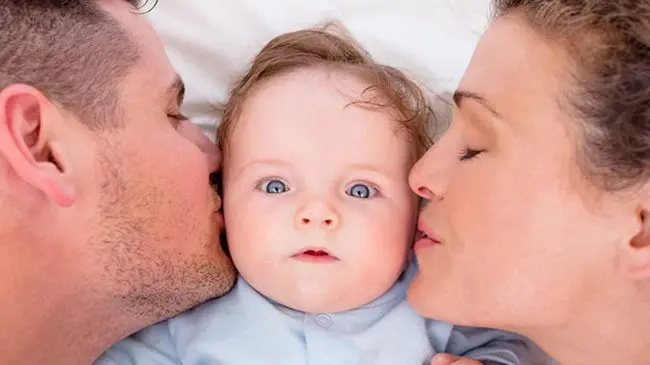 parents_and_baby