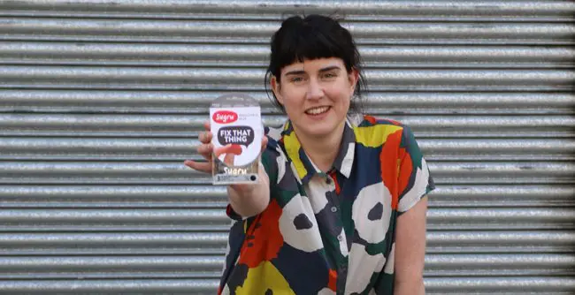Sugru_Jane-on-boxes
