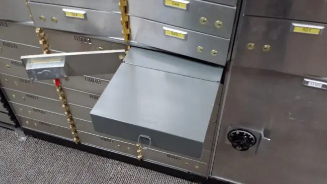 hsbc deposit box