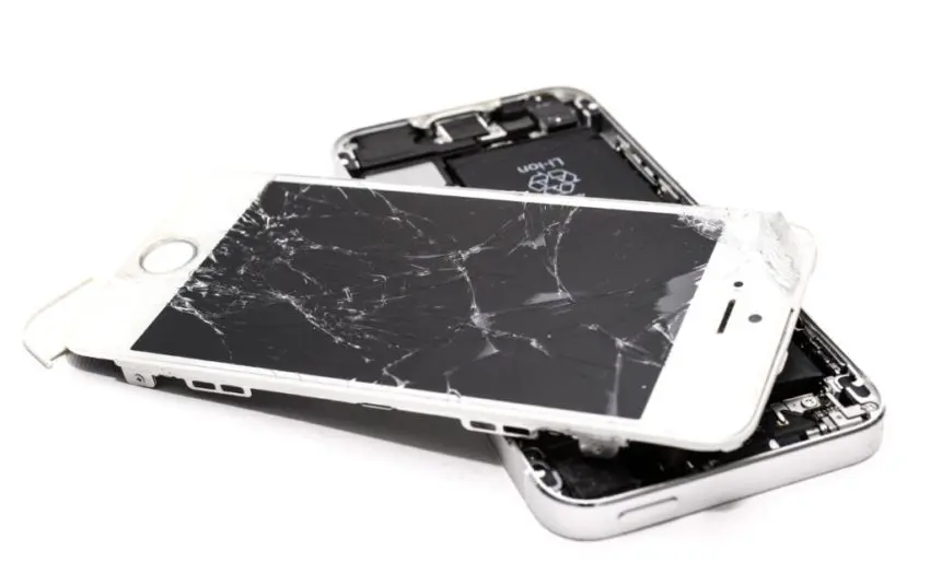 accident broken cellphone