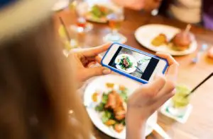 taking food photo