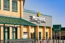 Supermarket chain Morrisons has scrapped four-day working weeks for its head office staff following feedback.