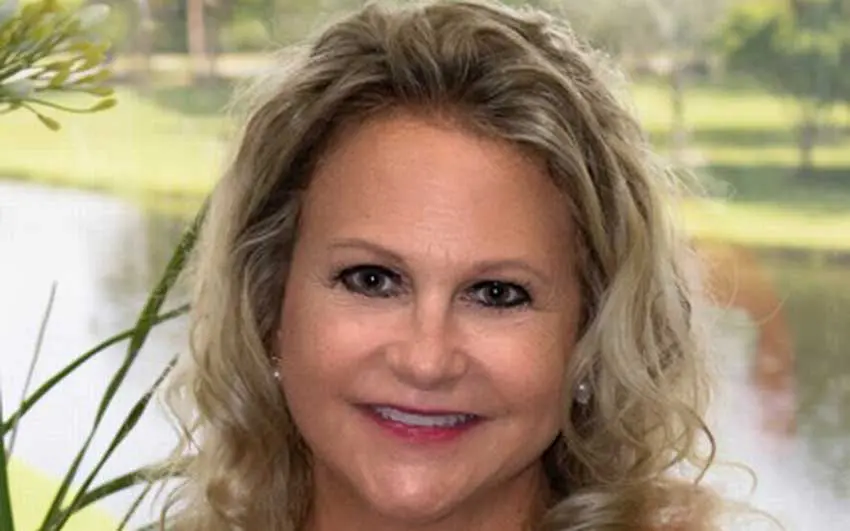 Michelle Klinedinst is the founder of ViaMar Health, a leading eating disorder treatment center located in West Palm Beach, Florida.