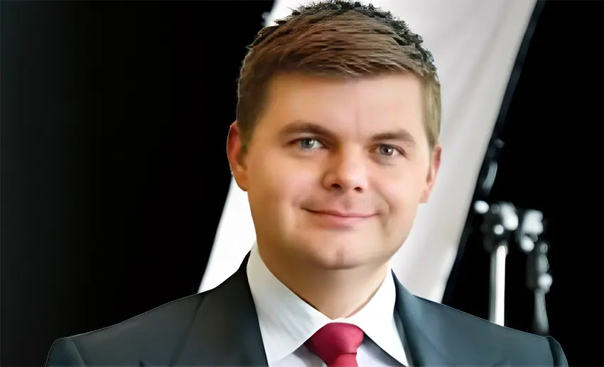 Joshua D. Mellberg’s career started right after he graduated from Western Michigan University’s Haworth College of Business. With a degree in hand, he wasted no time. He became licensed in Life and Health, stepping quickly into the world of financial services.