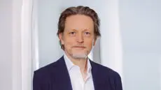 Dr. Markus Rechlin began his career with a strong academic background in mechanical engineering.