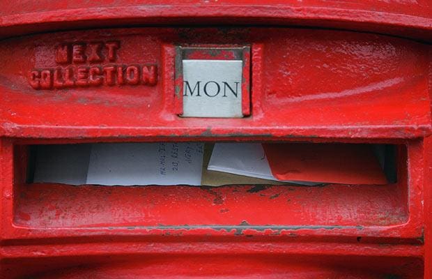 post-box-full_1206901i