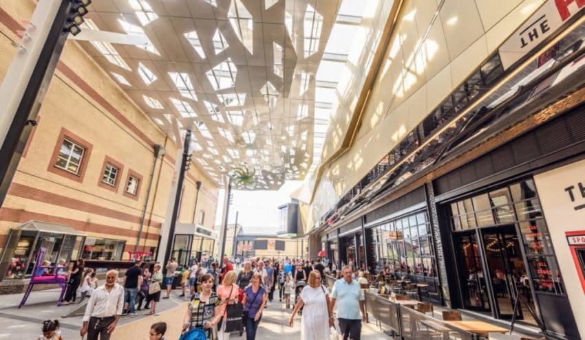 INTU Lakeside