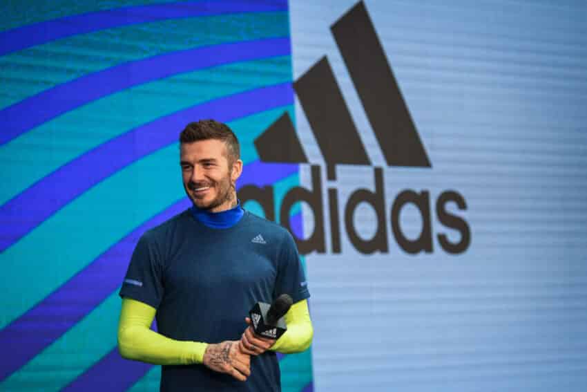 David Beckham flaunts charm to fascinate fans to endorse adidas in Guangzhou