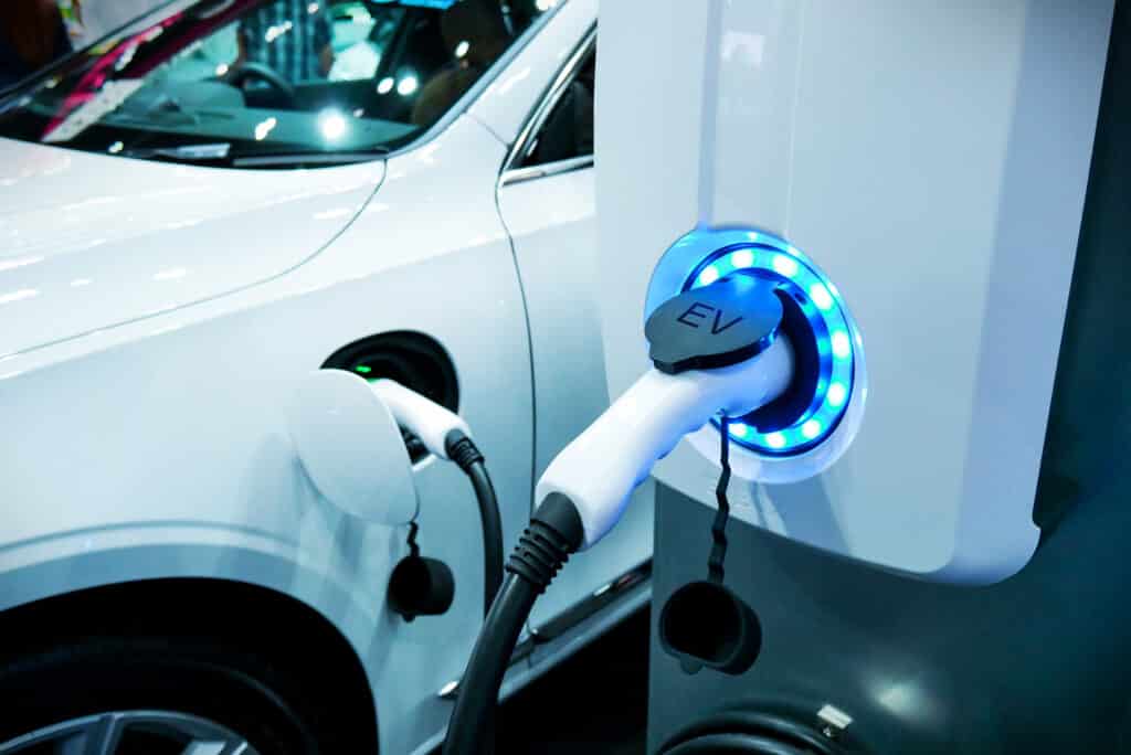 Power,Supply,Connect,To,Electric,Vehicle,For,Charge,To,The