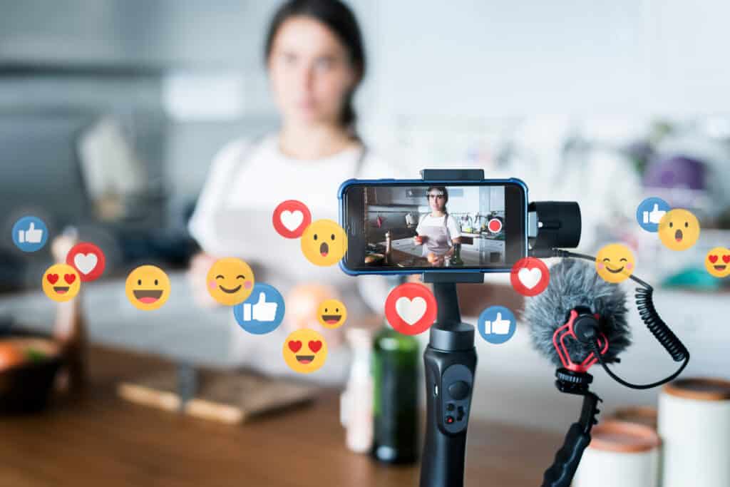 Food,Vlogger,Recording,A,Video