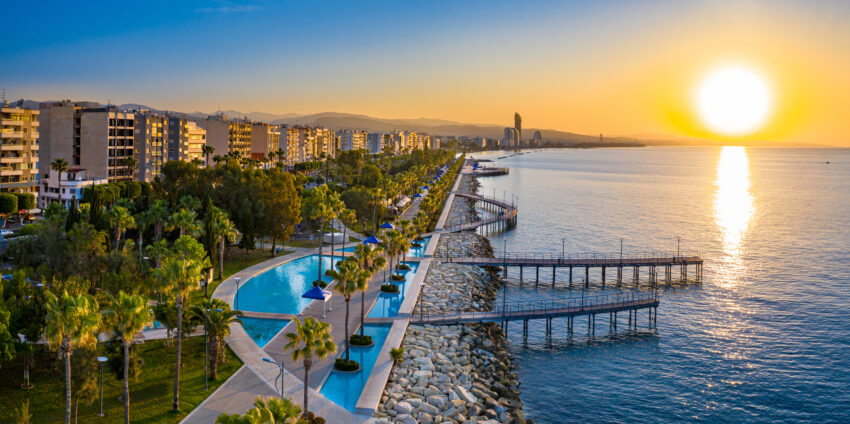 Sunset,In,Cyprus.,The,Sun,Sets,In,The,Mediterranean.,Limassol