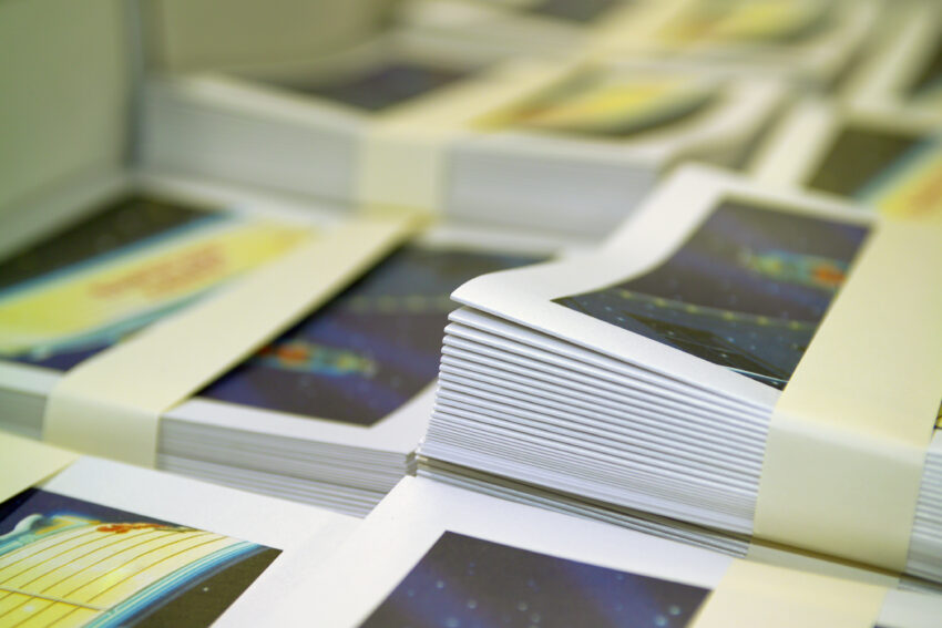 Bundled,Brochures
