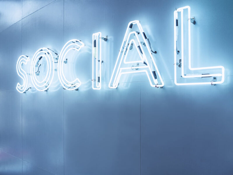Social,Media,Type,Font,Neon,Sign,Light,Blue,Tone,Signage