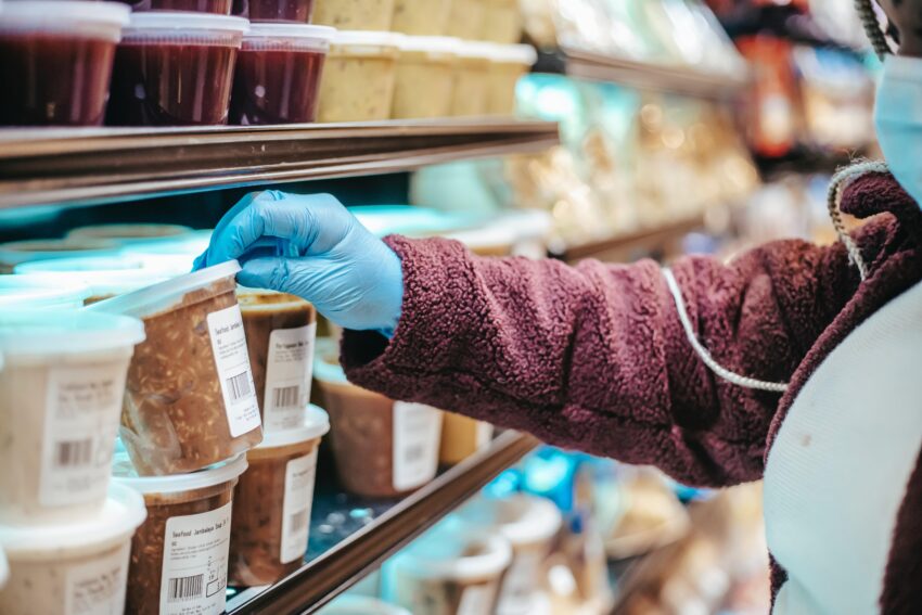 Almost a month after Natasha's Law came into effect, there have been reports that a number of businesses are still not labelling the ingredients in their products.