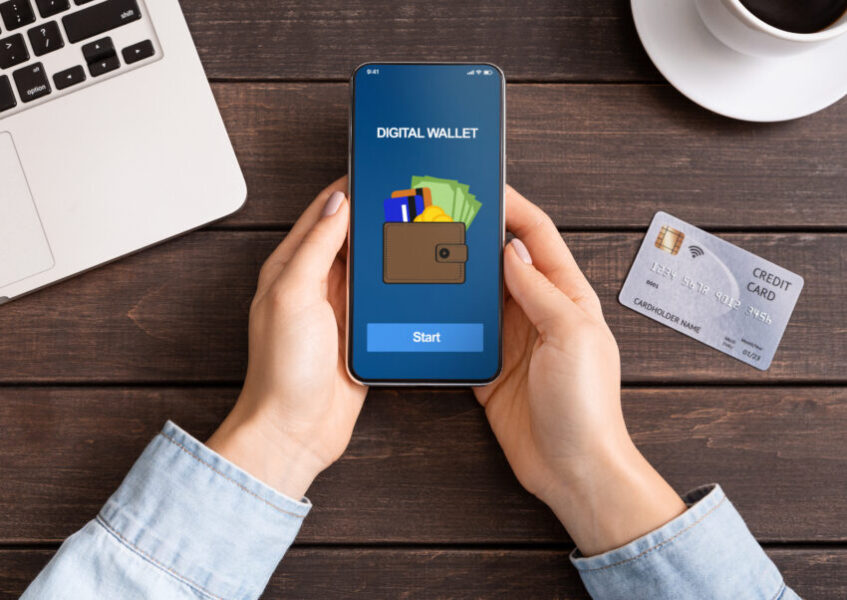 Mobile,Banking.,Woman,Holding,Smartphone,With,Digital,Wallet,Application.,Credit