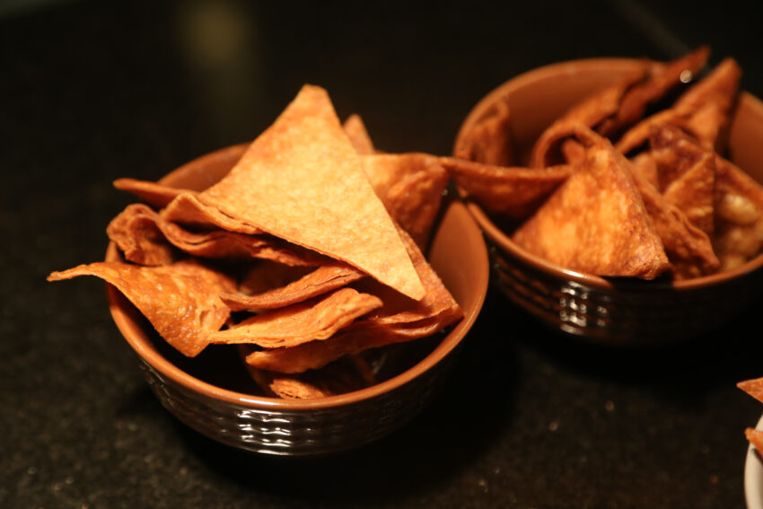 Doritos,Chips,Are,Ready,To,Eat,A,Snack.chitos,In,Porcelain