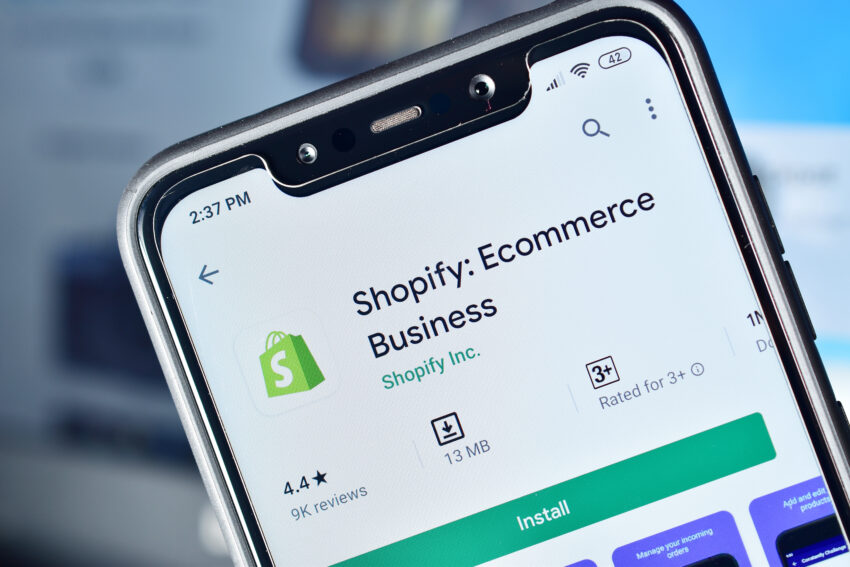 New,Delhi,,India,-,March,9,,2020:,Shopify,Ecommerce,Business