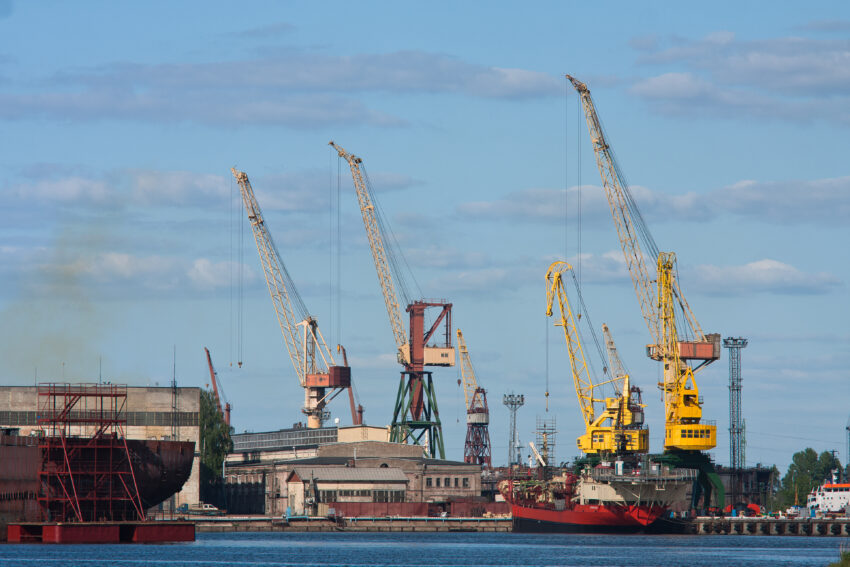 Maersk, the world biggest container shipping company, has suspended sailings into and out of Russian ports.