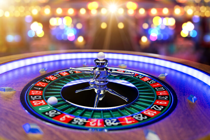 Roulette,Wheel,Close,Up,At,The,Casino,-,Selective,Focus