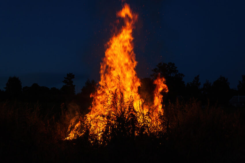 Rural,Landscape,,High,Flame,Of,Night,Bonfire,On,Dark,Background