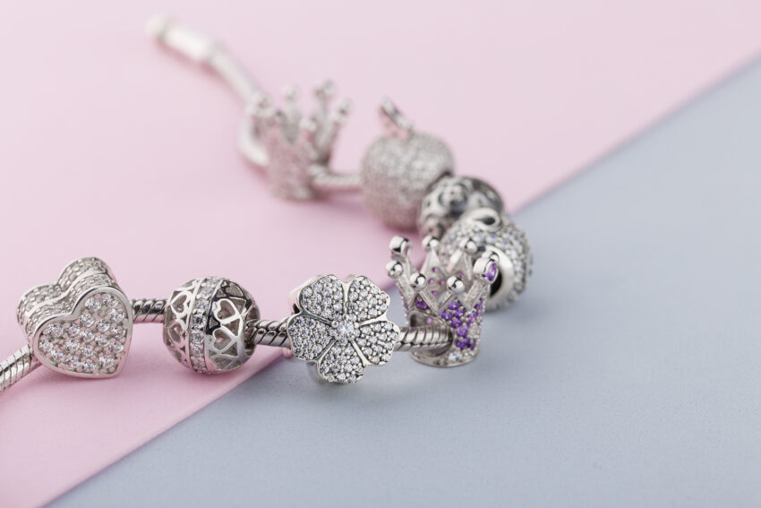 Bracelet,With,Silver,Charm,Beads,With,Gems.,Flower,,Crown,,Ball,