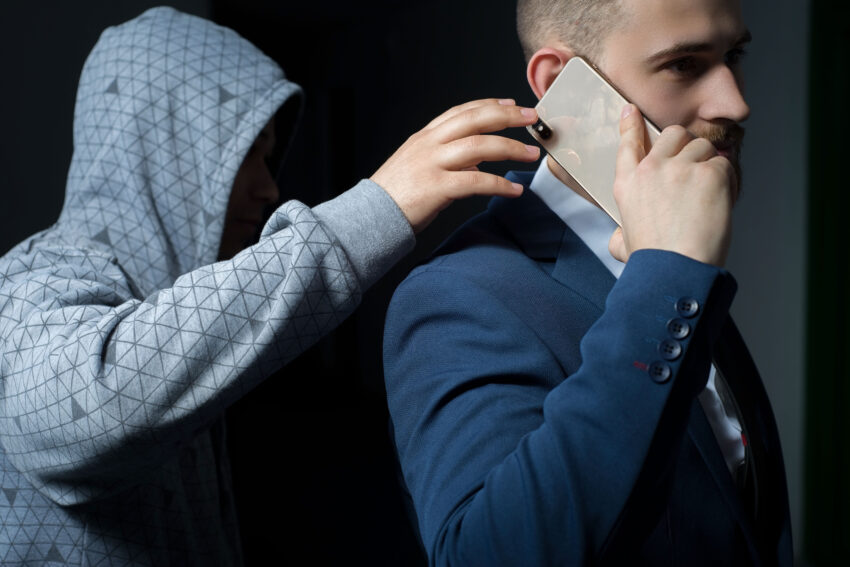 Thieves are targeting digital currency investors on the street in a wave of “crypto muggings”, police have warned, with victims reporting that thousands of pounds have been stolen after their mobile phones were seized.