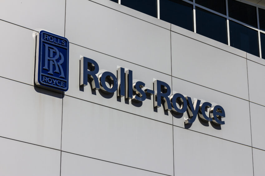 More than 14,000 staff at Rolls Royce will be given a £2,000 one-off payment to help with the rising cost of living in the UK.
