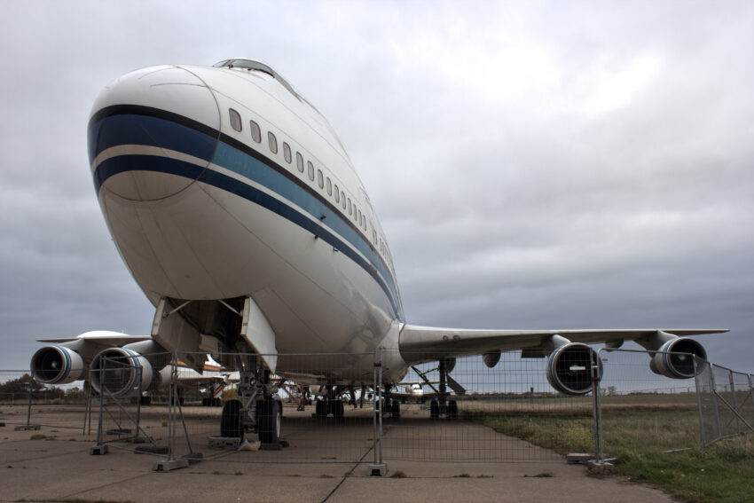 London is to get a seventh international airport after the Department for Transport cleared the redevelopment of the closed Manston runway in Kent, overruling the deep environmental misgivings of the Planning Inspectorate.