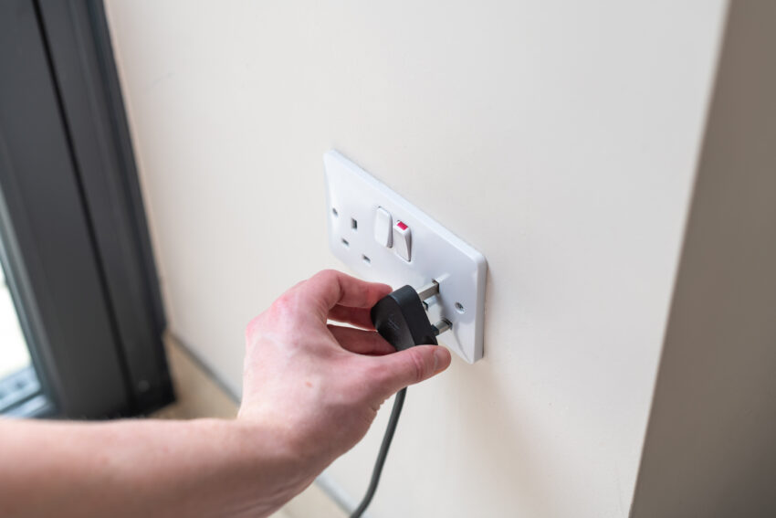 Ministers are drawing up plans for a public information campaign to encourage people to reduce energy use this winter amid fears that a price freeze will deter them from doing so.