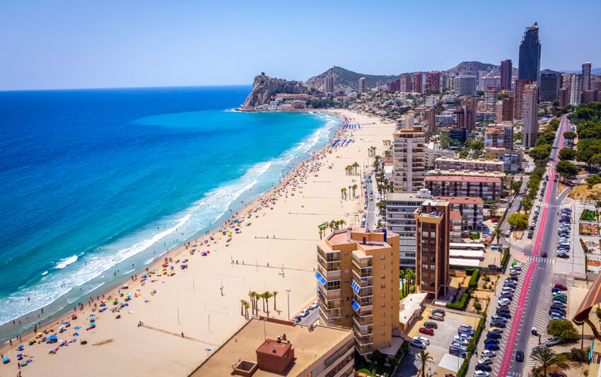 Poniente,Beach,Of,Benidorm,In,Summer,Seen,From,The,Heights