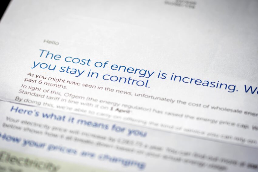 The UK is currently in a state of economic crisis, with energy bills rising and the unemployment rate continuing to worsen, the UK is expected to enter a recession in 2023.