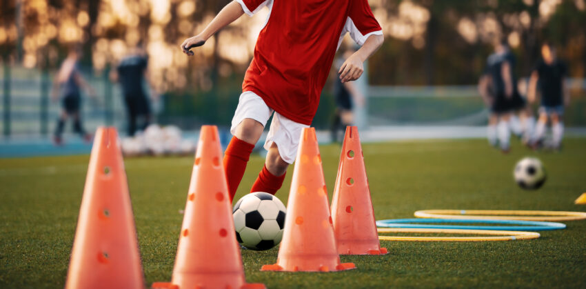 Soccer,Drills:,The,Slalom,Drill.,Youth,Soccer,Practice,Drills.,Young
