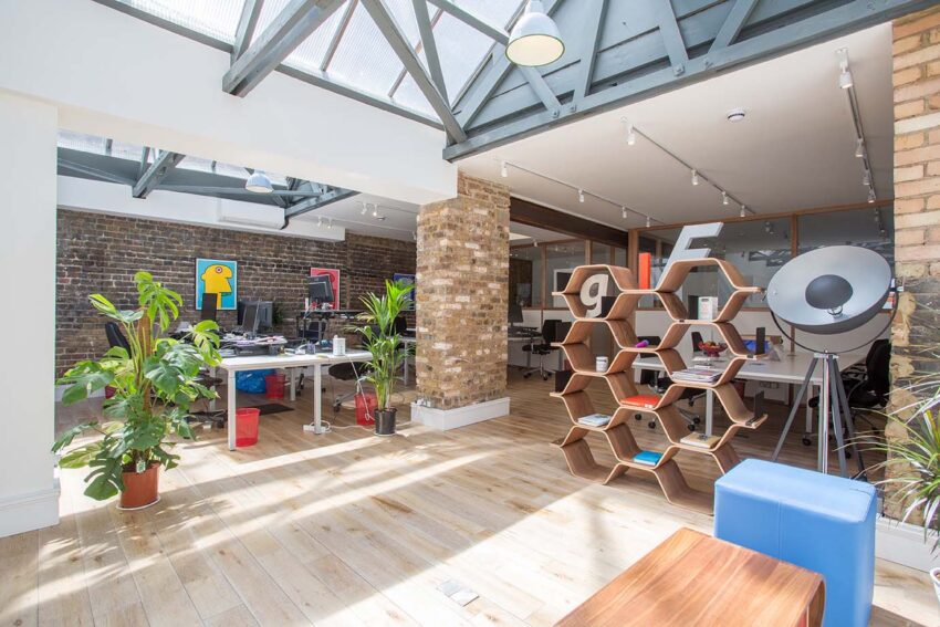 Flexible office space provider, Canvas, has secured £2.5 million in debt finance from leading alternative finance provider, ThinCats, to accelerate growth and expand its property portfolio in strategic locations across London.