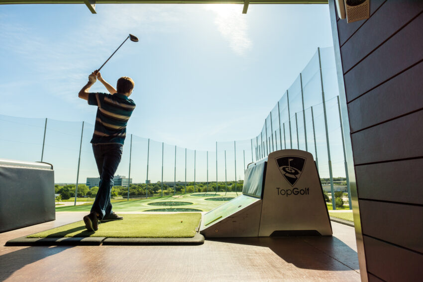 Austin,-,Circa,April,2016:,A,Man,Hits,A,Golf