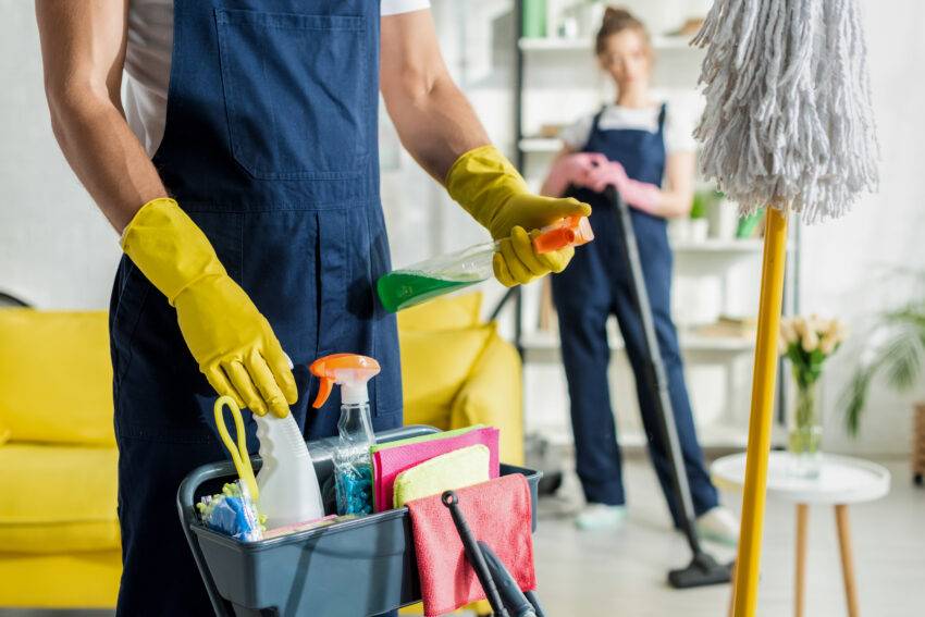 Moving is stressful. Whether you’re the one packing up or overseeing the property handoff, ending a tenancy agreement creates work for everyone. As a landlord, keeping tenants happy during transitions is key.