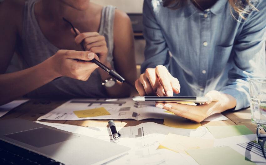 The vast majority of employees believe they would benefit from financial education and guidance from their employers, but only a third have access to it, according to new data.
