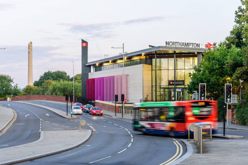 A new investigation into start-up loans in the UK has revealed that the British Business Bank awarded almost 10,000 start-up loans to businesses throughout the 2022/23 financial year.