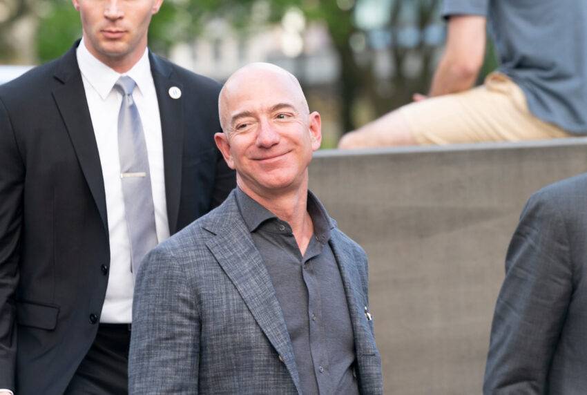 Jeff Bezos could save $600m in taxes after moving to Florida