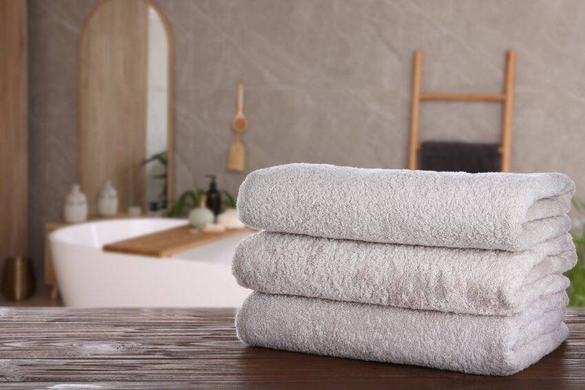 Discover the top cheap towel sets in the UK. Here are the best companies offering quality and value for your everyday towel needs