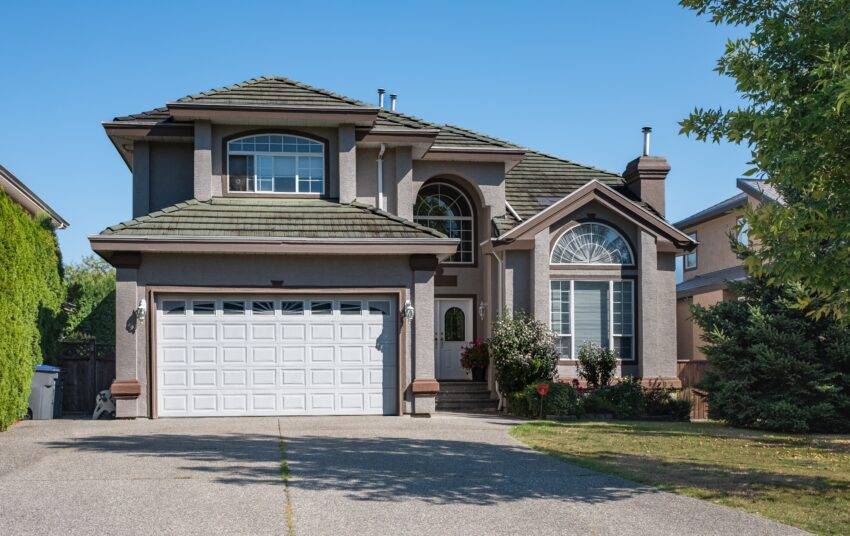 When it comes to maintaining and repairing your garage door, always look for local garage door companies like Fix Quick.
