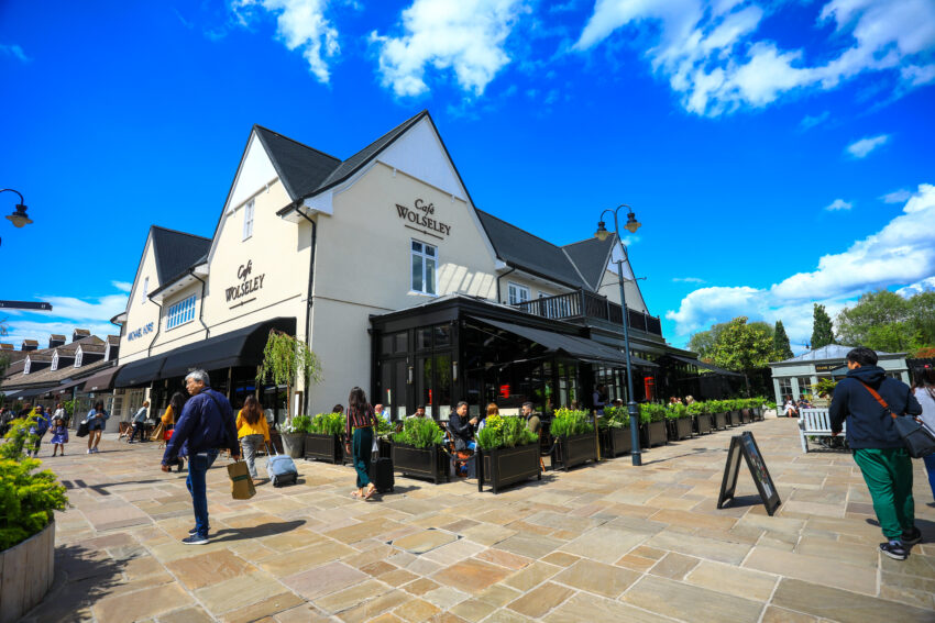 Hammerson has sold its 40% stake in Value Retail, owner of Bicester Village and other European outlets, to LVMH and L Catterton for £1.5 billion, shifting focus to core assets and enhancing financial stability.