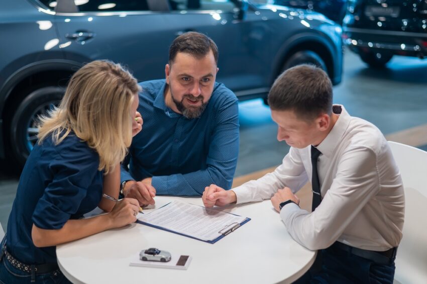 A growing scandal over mis-sold motor finance could leave lenders facing compensation bills of up to £30 billion, according to a warning from leading credit rating agency Moody's.