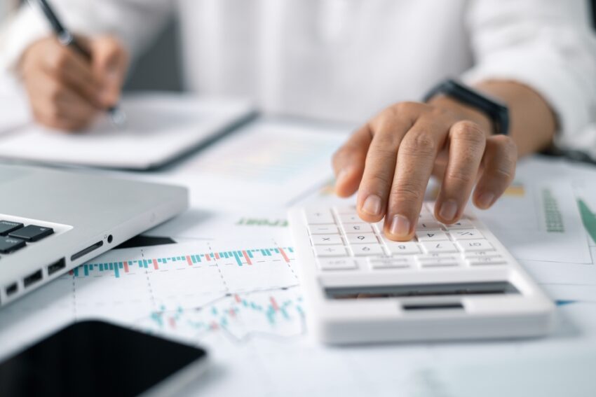 A new Trends Research study shows UK SMEs miss out on £47bn in R&D tax relief, with fewer than 6% filing claims. 