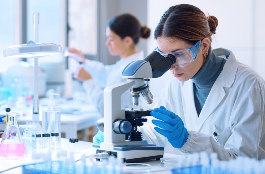 Carbon nanotubes are one-dimensional nanomaterials with amazing strength and excellent electrical and thermal conductivity.